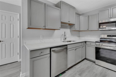 Appartement à louer à DeLand, Floride: 3 chambres, 186.73 m2 № 1755234 - photo 4