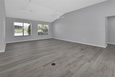 Appartement à louer à DeLand, Floride: 3 chambres, 186.73 m2 № 1755234 - photo 9