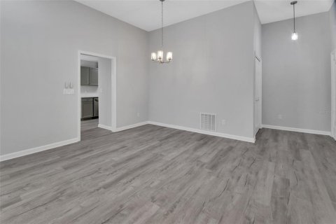Appartement à louer à DeLand, Floride: 3 chambres, 186.73 m2 № 1755234 - photo 10