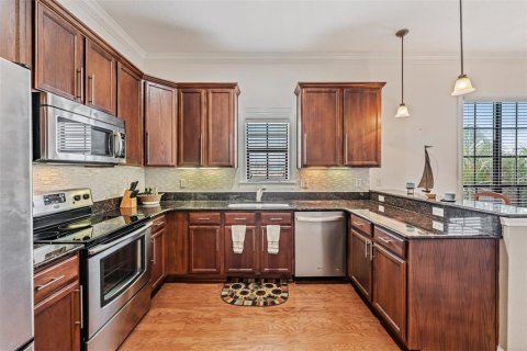 Townhouse in Apollo Beach, Florida 4 bedrooms, 299.33 sq.m. № 1684900 - photo 20