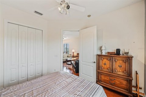 Townhouse in Apollo Beach, Florida 4 bedrooms, 299.33 sq.m. № 1684900 - photo 19