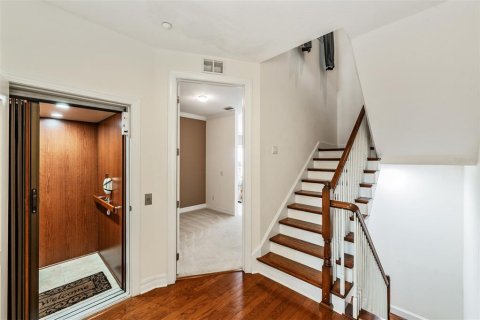 Townhouse in Apollo Beach, Florida 4 bedrooms, 299.33 sq.m. № 1684900 - photo 30