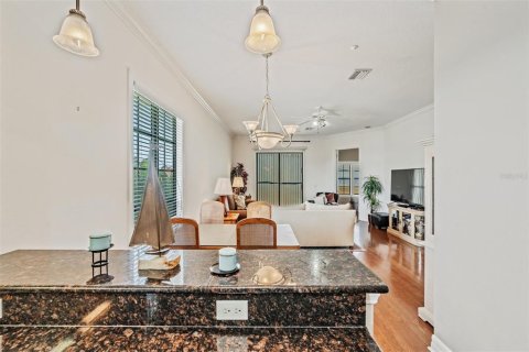 Townhouse in Apollo Beach, Florida 4 bedrooms, 299.33 sq.m. № 1684900 - photo 25