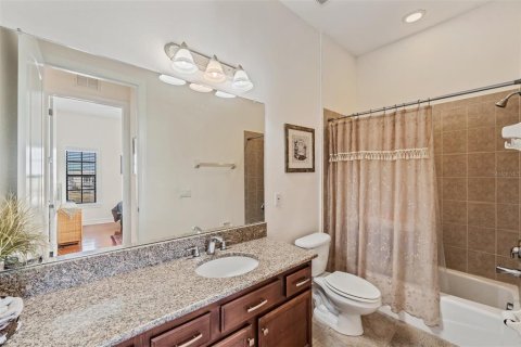Townhouse in Apollo Beach, Florida 4 bedrooms, 299.33 sq.m. № 1684900 - photo 16