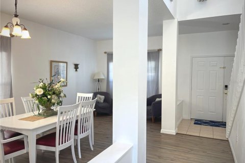 Villa ou maison à vendre à Kissimmee, Floride: 5 chambres, 244.89 m2 № 1720766 - photo 22
