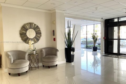 Appartement à louer à Hallandale Beach, Floride: 2 chambres, 94.76 m2 № 1969021 - photo 29