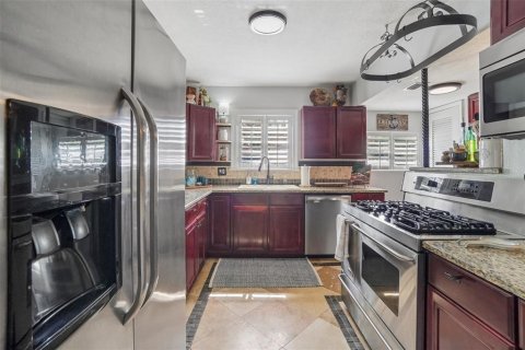 Villa ou maison à vendre à Tampa, Floride: 4 chambres, 225.29 m2 № 2211167 - photo 28
