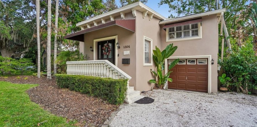 Villa ou maison à Tampa, Floride 4 chambres, 225.29 m2 № 2211167