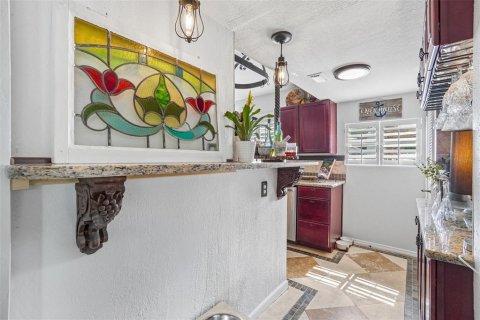 Villa ou maison à vendre à Tampa, Floride: 4 chambres, 225.29 m2 № 2211167 - photo 27