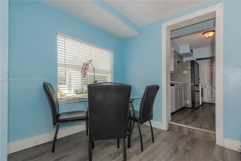 Villa ou maison à vendre à Oakland Park, Floride: 3 chambres, 99.68 m2 № 1652810 - photo 7