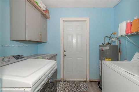 Villa ou maison à vendre à Oakland Park, Floride: 3 chambres, 99.68 m2 № 1652810 - photo 26