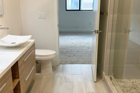 Снять в аренду таунхаус в Плантация, Флорида 3 спальни, 150.13м2, № 2005048 - фото 24