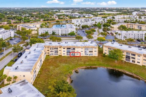 Copropriété à vendre à Sunrise, Floride: 2 chambres, 78.97 m2 № 1891618 - photo 5