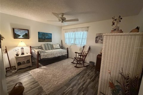 House in Ocala, Florida 2 bedrooms, 109.53 sq.m. № 2207276 - photo 14
