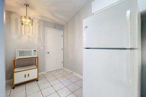 House in Leesburg, Florida 2 bedrooms, 104.05 sq.m. № 1906664 - photo 10