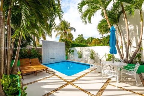 Townhouse in Miami, Florida 3 bedrooms, 211.63 sq.m. № 2066304 - photo 30