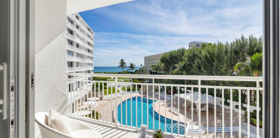 Condo in Palm Beach, Florida, 2 bedrooms № 2246700
