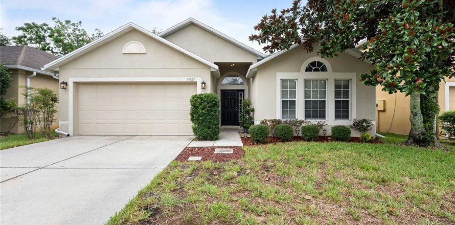 House in Spring Hill, Florida 4 bedrooms, 174.1 sq.m. № 2284660