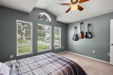 House in Spring Hill, Florida 4 bedrooms, 174.1 sq.m. № 2284660 - photo 29