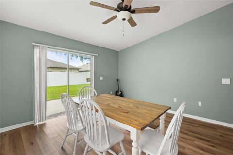 House in Spring Hill, Florida 4 bedrooms, 174.1 sq.m. № 2284660 - photo 13