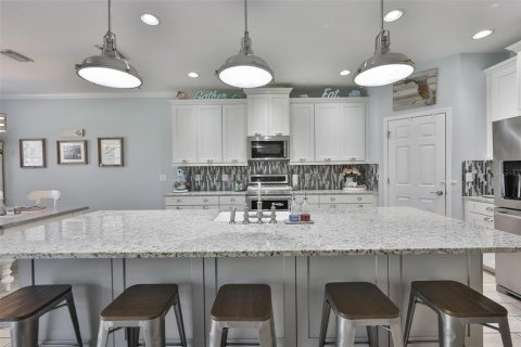 Villa ou maison à vendre à Apollo Beach, Floride: 4 chambres, 300.35 m2 № 2207376 - photo 10