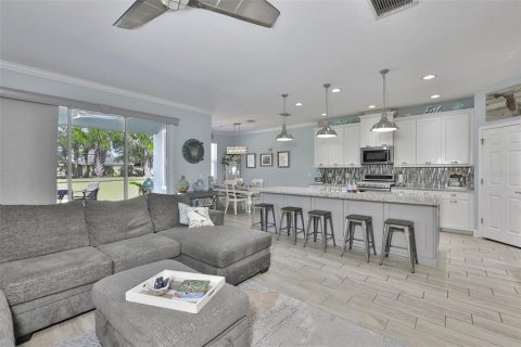 Villa ou maison à vendre à Apollo Beach, Floride: 4 chambres, 300.35 m2 № 2207376 - photo 5