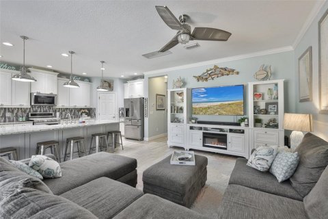 Villa ou maison à vendre à Apollo Beach, Floride: 4 chambres, 300.35 m2 № 2207376 - photo 4