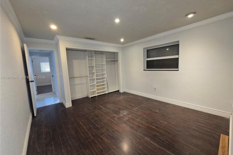 Снять в аренду виллу или дом в Санрайз, Флорида 2 спальни, 142.79м2, № 2003316 - фото 11