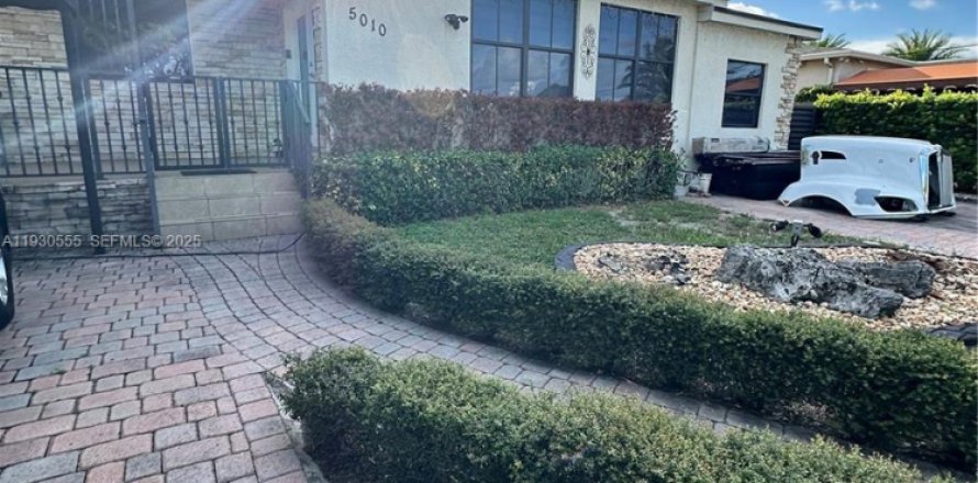 Дом в Хайалиа, Флорида 3 спальни, 153.2м2 № 1990420