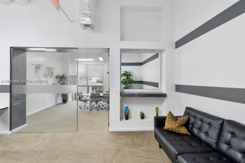 Copropriété à louer à Miami, Floride: 55.83 m2 № 1998192 - photo 21