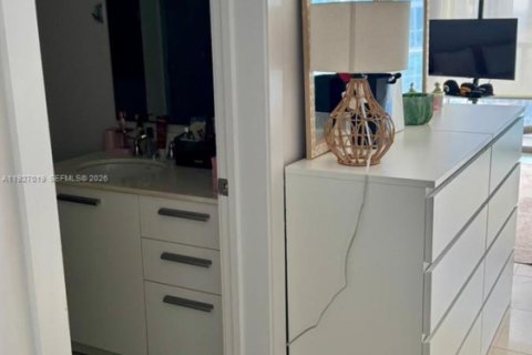 Copropriété à louer à Miami, Floride: 55.83 m2 № 1998192 - photo 7