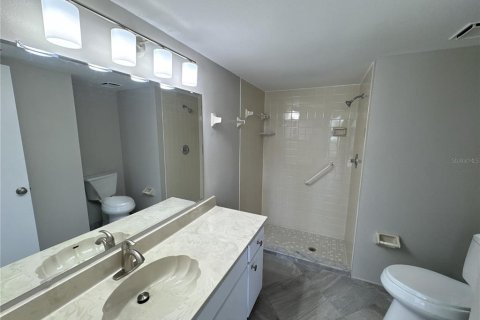Condo in Punta Gorda, Florida, 2 bedrooms № 2239641 - photo 6