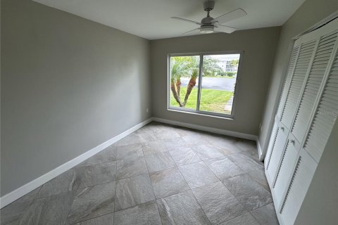 Condo in Punta Gorda, Florida, 2 bedrooms № 2239641 - photo 7
