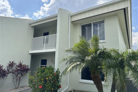 Condo in Punta Gorda, Florida, 2 bedrooms  № 2239641