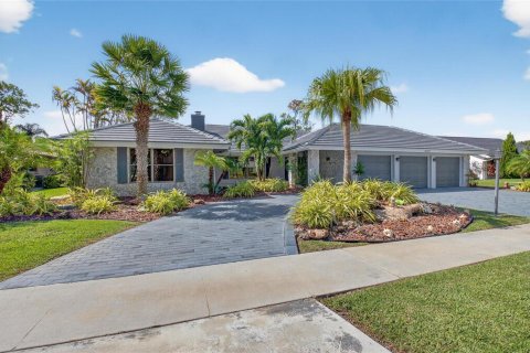 House in Boca Raton, Florida 4 bedrooms, 245.54 sq.m. № 2253426 - photo 4