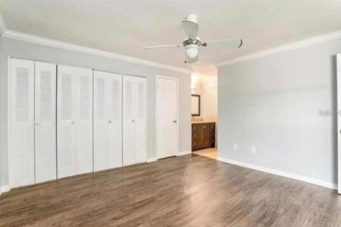 Condo in Altamonte Springs, Florida, 2 bedrooms  № 2394297 - photo 16