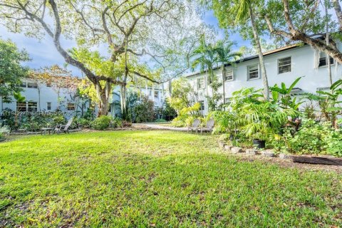 Condominio en venta en Miami, Florida, 2 dormitorios, 74.32 m2 № 2000372 - foto 6