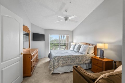 Condo in Sarasota, Florida, 2 bedrooms  № 2395883 - photo 12