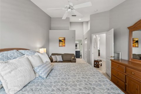 Condo in Sarasota, Florida, 2 bedrooms  № 2395883 - photo 13