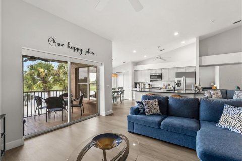Condo in Sarasota, Florida, 2 bedrooms  № 2395883 - photo 21