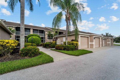Condo in Sarasota, Florida, 2 bedrooms  № 2395883