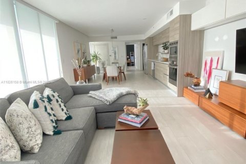 Condominio en venta en Miami Beach, Florida, 1 dormitorio, 72.37 m2 № 1794462 - foto 3