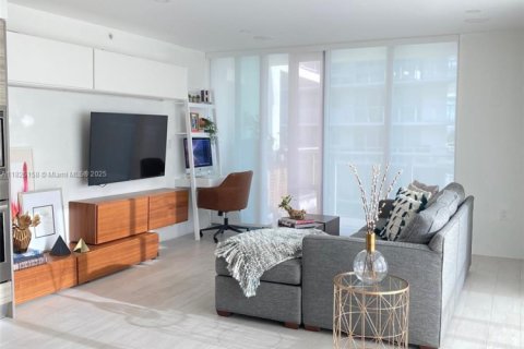 Condominio en venta en Miami Beach, Florida, 1 dormitorio, 72.37 m2 № 1794462 - foto 6