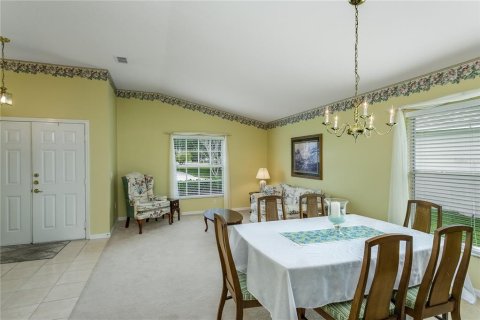 House in Land O' Lakes, Florida 3 bedrooms, 192.49 sq.m. № 2223265 - photo 5