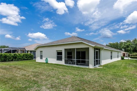 House in Land O' Lakes, Florida 3 bedrooms, 192.49 sq.m. № 2223265 - photo 4