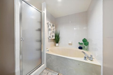 Снять в аренду кондоминиум в Клируотер, Флорида 3 комнаты, 117.52м2, № 2143409 - фото 20