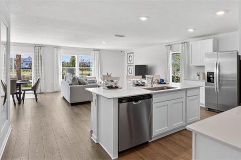 House in Palm Coast, Florida 4 bedrooms, 172.98 sq.m. № 2104707 - photo 6