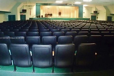 Copropriété à vendre à Sunrise, Floride: 2 chambres, 75.72 m2 № 1939944 - photo 15