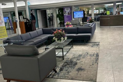 Copropriété à vendre à Sunrise, Floride: 2 chambres, 75.72 m2 № 1939944 - photo 4