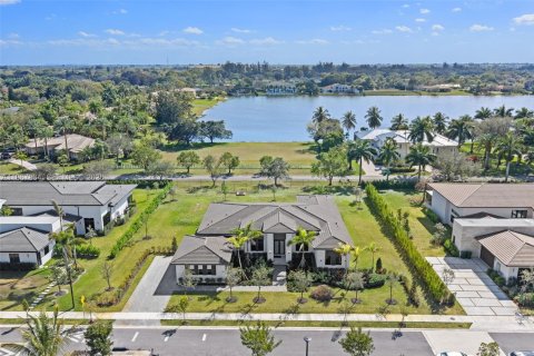 Villa ou maison à Davie, Floride 5 chambres № 2029827